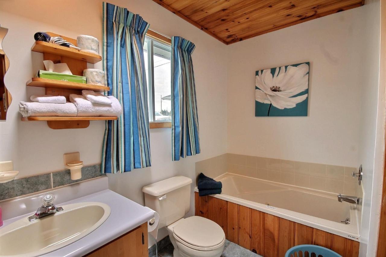 Cavendish Bosom Buddies Cottage Resort Bilik gambar